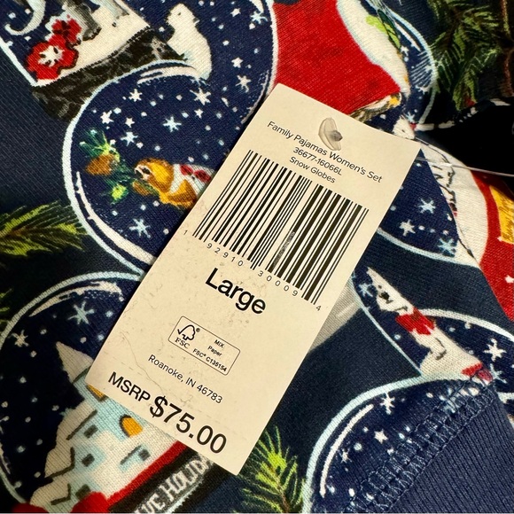 Vera Bradley Snow Globes Holiday Pajamas Size L - NEW - Picture 9 of 10